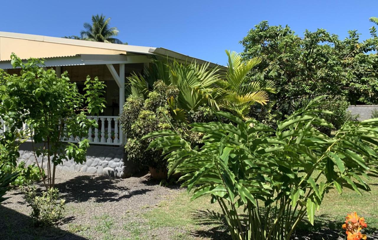 Pare Lodge Tahiti Pirae Buitenkant foto