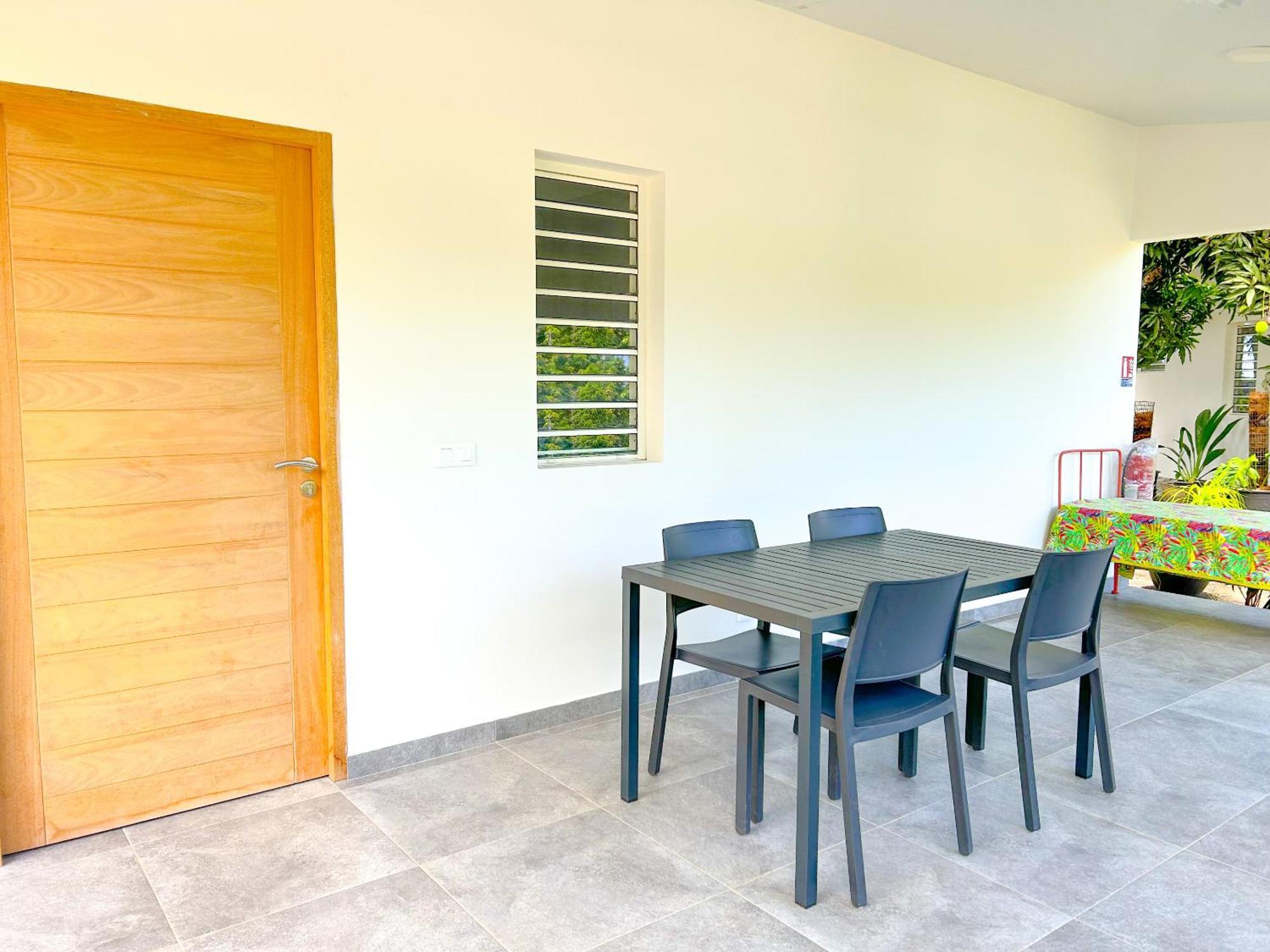 Pare Lodge Tahiti Pirae Buitenkant foto