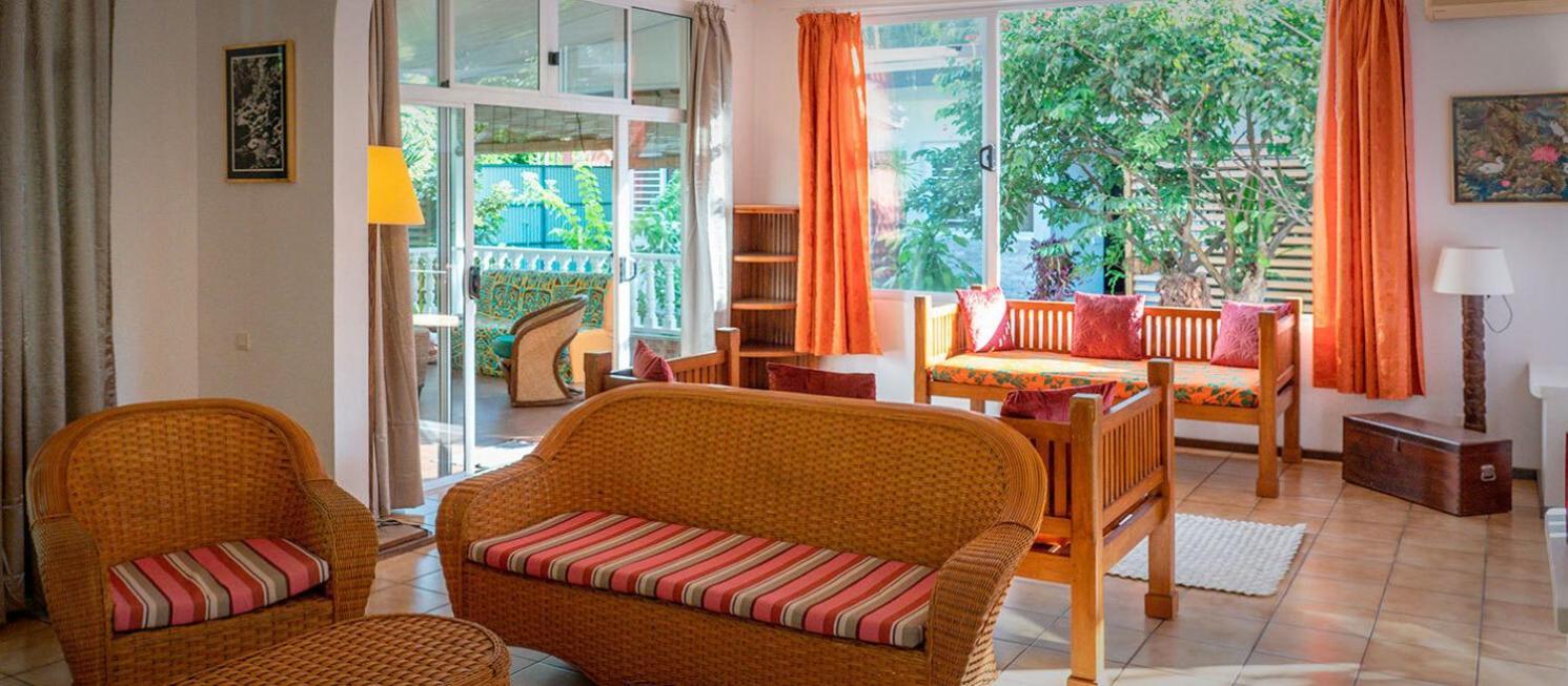 Pare Lodge Tahiti Pirae Buitenkant foto